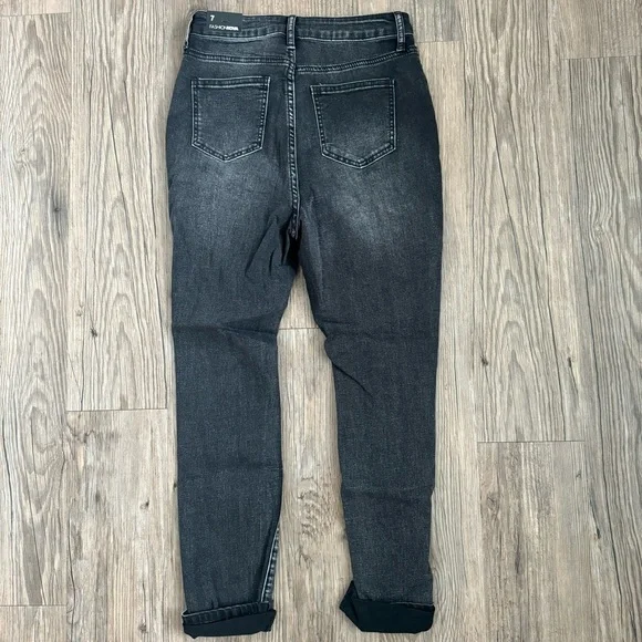 NWT Rewrite The Script Distressed Skinny Jeans - Black Size 7 - Picture 3 of 4